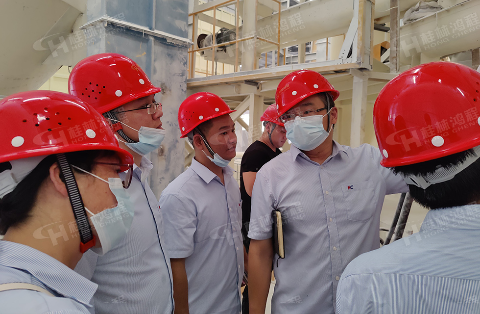 價值服務,始終如一!桂林鴻程“客戶零距離 共創(chuàng)新未來”服務活動正式出征 價值服務,始終如一!桂林鴻程“客戶零距離 共創(chuàng)新未來”服務活動正式出征